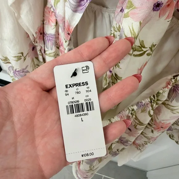NWT Express Cream and Pink Floral Long Sleeve Dress - Picture 8 of 8